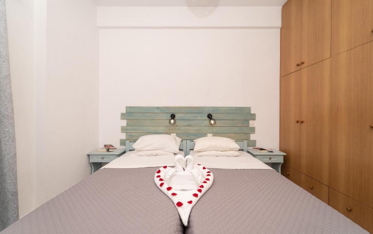 Blue Houses Apartments 피니코운타 외부 사진